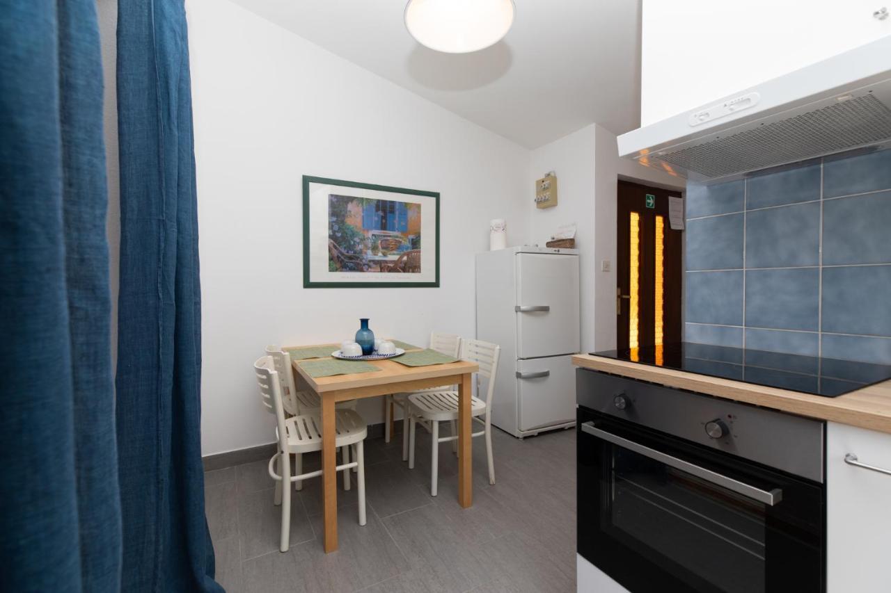 Apartments Apartmani Pintar Mimice Eksteriør bilde